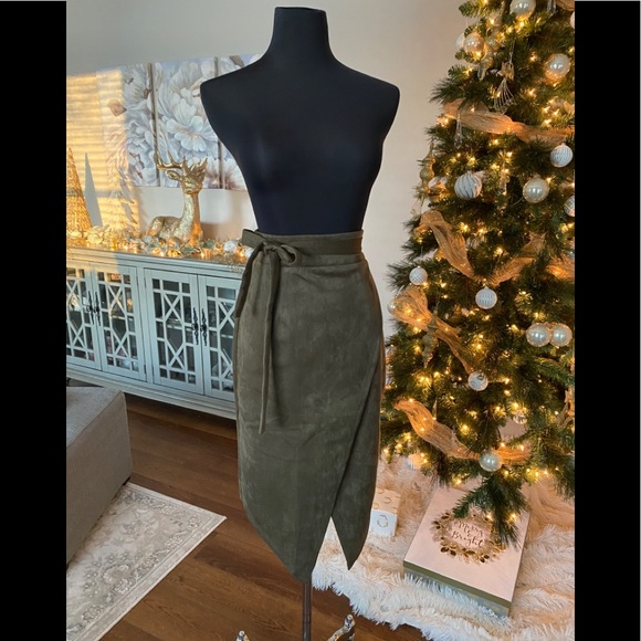 FAVLUX Dresses & Skirts - NEW suede green skirt